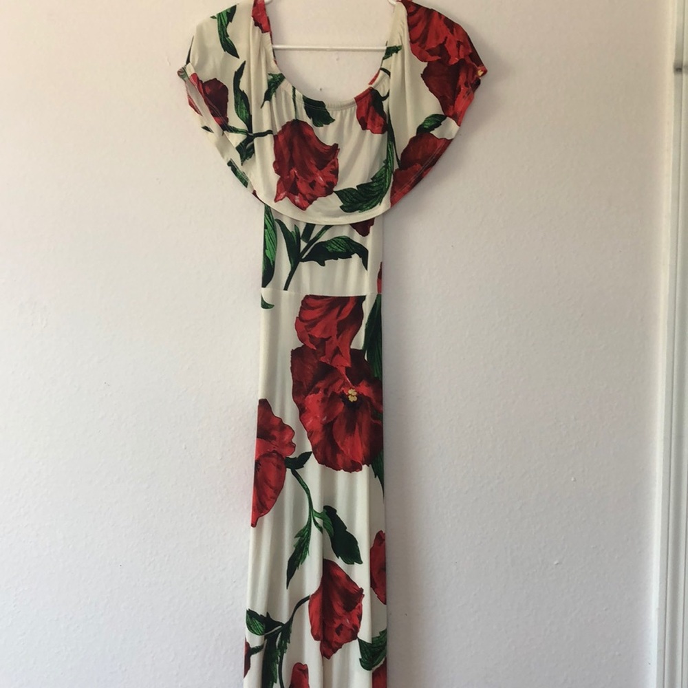 Off the shoulder dress with roses